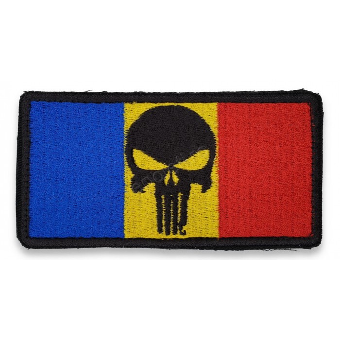 Ecuson Drapel cu craniu brodat