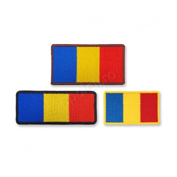 Ecuson Tricolor forte terestre