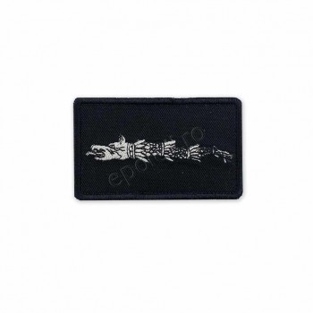 Ecuson negru cu Lup Dacic 